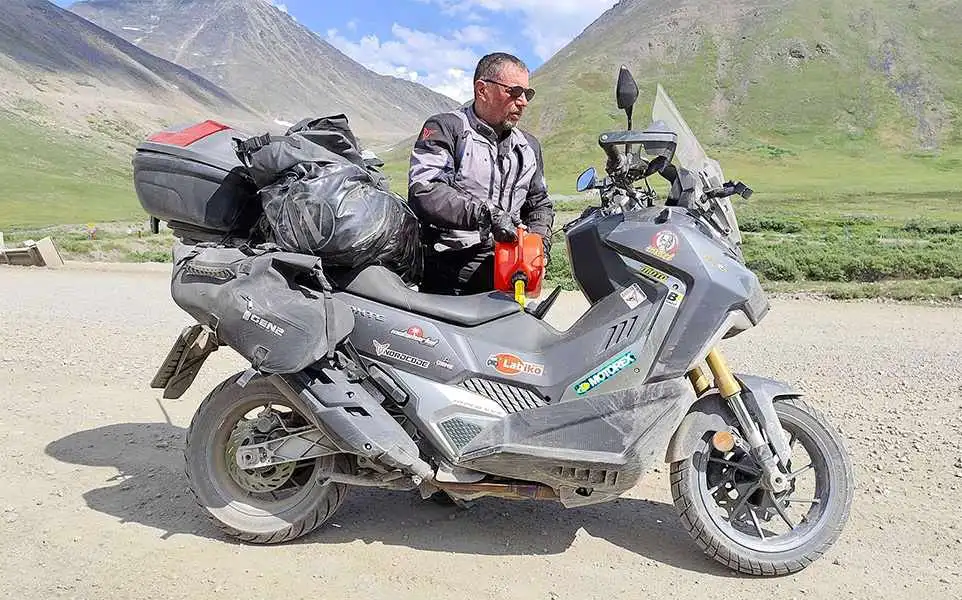 SYM ADXTG 400 Conquers "Arctic Route 2025"