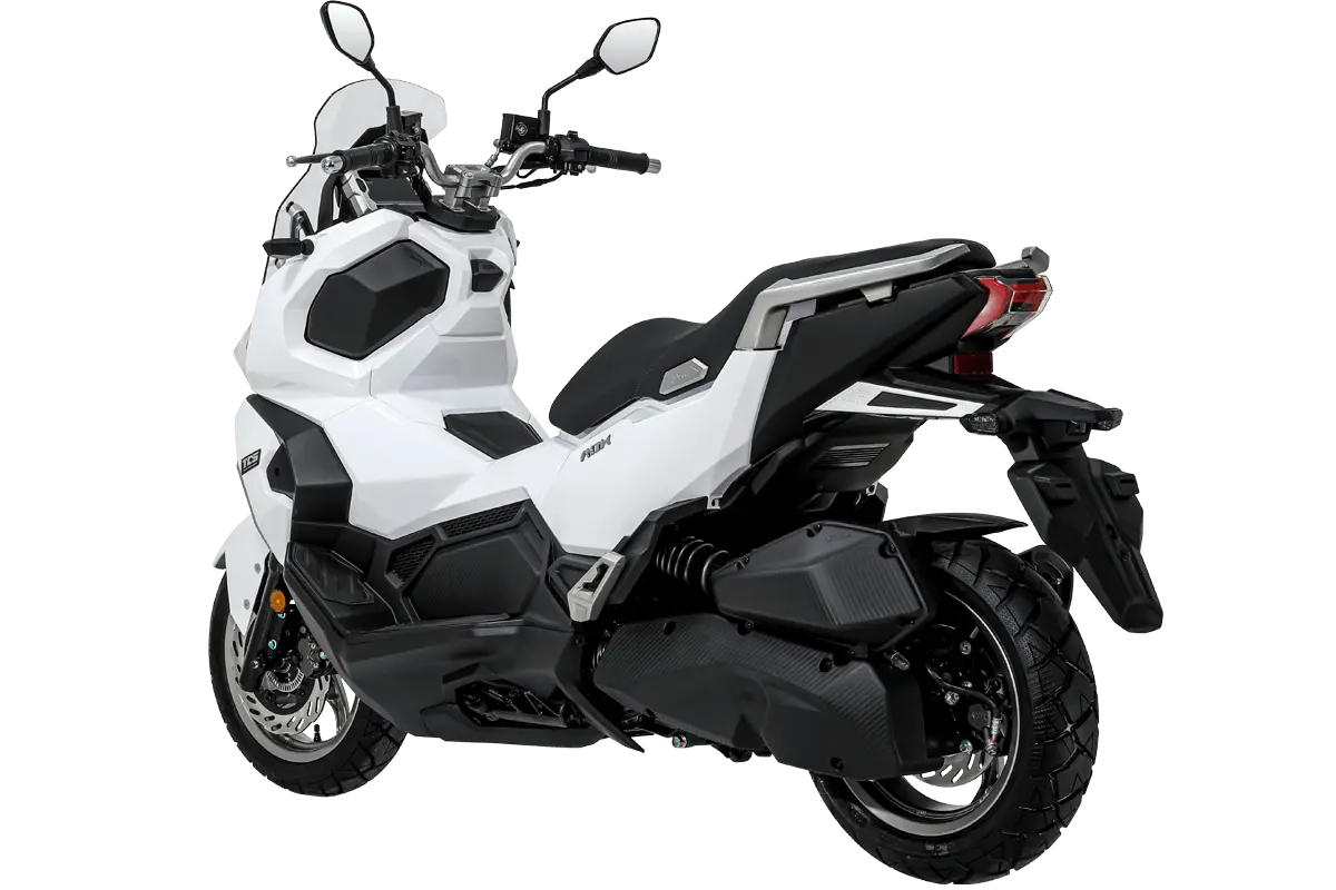 ADX 125 360 view 3