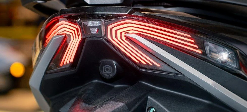 3D Sculpted Tail Light