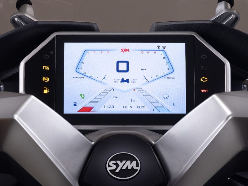 7- inch TFT display