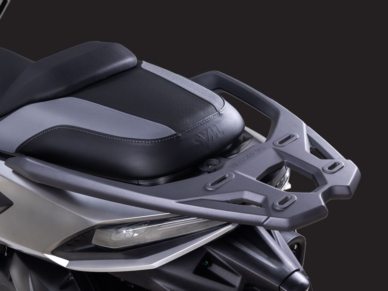 Top case carrier